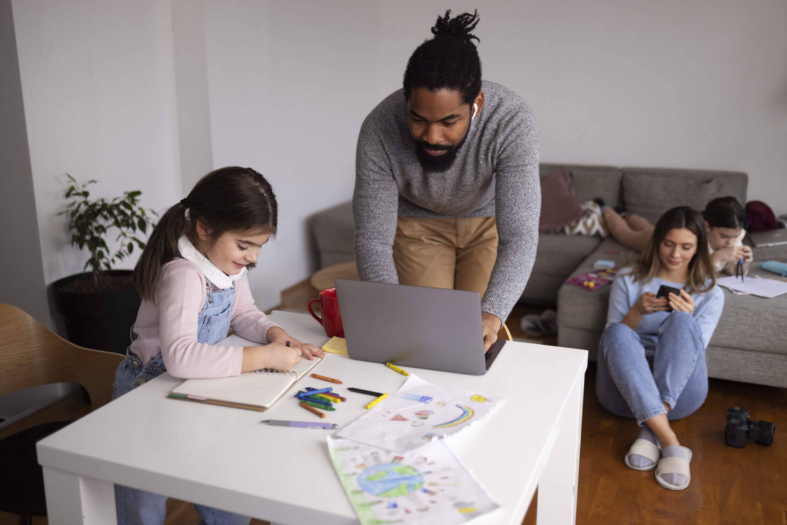 high angle family with kid home scaled